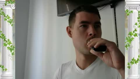 Snapshot of sultansgirls chatting on March 4, 1:50 pm The Sultan online show from March 4, 1:50 pm