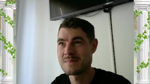 Snapshot of sultansgirls chatting on March 7, 2:25 pm The Sultan online show from March 7, 2:25 pm