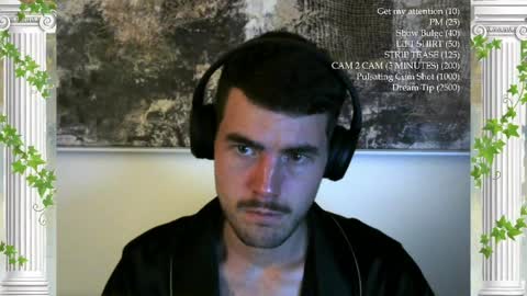 Snapshot of sultansgirls chatting on April 3, 2:09 am The Sultan online show from April 3, 2:09 am