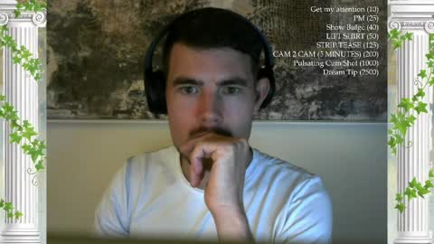 Snapshot of sultansgirls chatting on April 4, 2:54 am The Sultan online show from April 4, 2:54 am