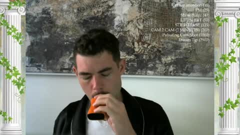 Snapshot of sultansgirls chatting on April 6, 12:50 pm The Sultan online show from April 6, 12:50 pm