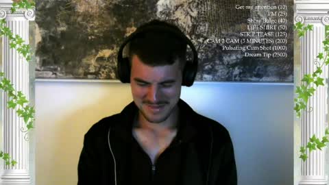 Snapshot of sultansgirls chatting on April 8, 2:00 am The Sultan online show from April 8, 2:00 am