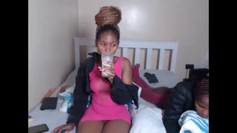 sultryvibesonly online show from February 22, 5:30 am