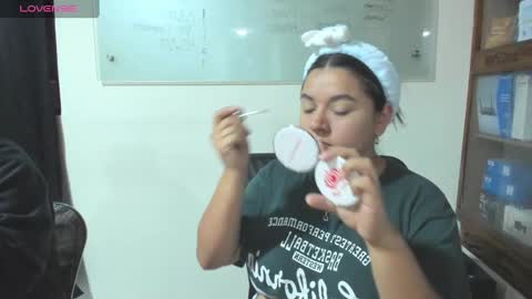 summer_girls01 online show from January 5, 12:20 am