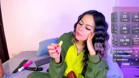 OnlyFans summer holiday online show from December 10, 9:55 am