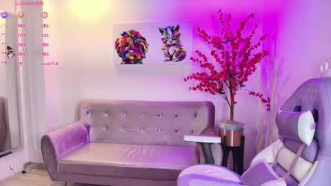 summer_miller online show from January 15, 11:37 am