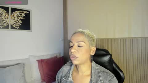 Summer online show from November 14, 11:31 am