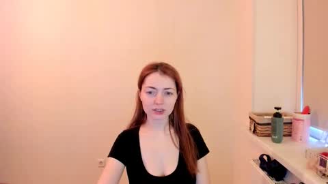 Summer Preston online show from February 2, 10:58 am