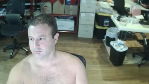 Snapshot of summerfun35 chatting on December 2, 4:18 am cincyguy online show from December 2, 4:18 am