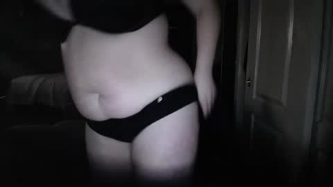 Snapshot of summerr51 chatting on June 8, 7:42 am summerr51 online show from June 8, 7:42 am