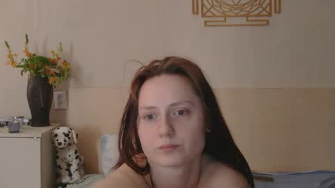 Olivia online show from April 12, 11:15 am