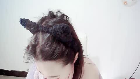 Snapshot of sun_yummy chatting on December 12, 3:32 am Lucis online show from December 12, 3:32 am