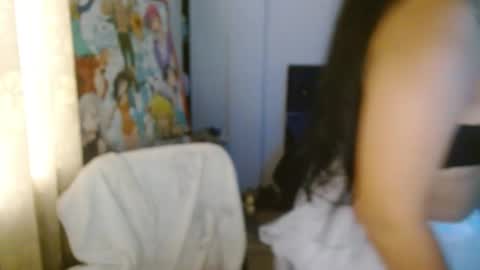 Snapshot of sunemma_0 chatting on December 13, 9:52 pm Emma online show from December 13, 9:52 pm