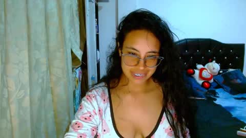 Snapshot of sunemma_0 chatting on February 11, 2:57 am Emma online show from February 11, 2:57 am