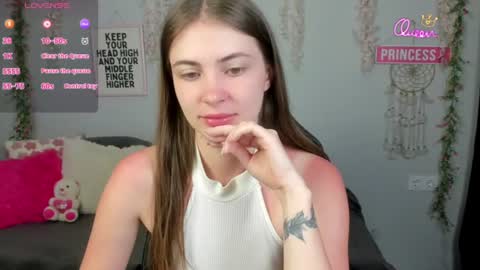 Jessika online show from June 28, 9:43 pm