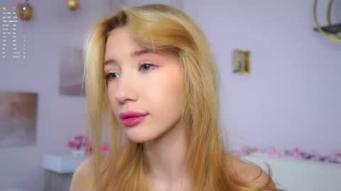 Lily online show from February 5, 2:54 pm