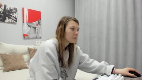 Sammy online show from May 6, 3:13 am