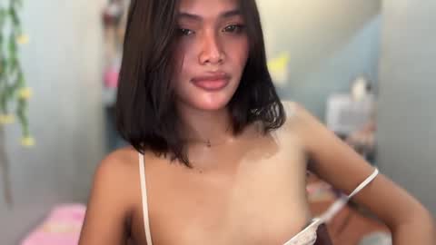 ANGEL-DONT FORGET TO THUMBS UP AND FOLLOW online show from February 3, 9:29 pm