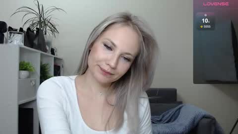 Naomi online show from December 30, 8:58 pm