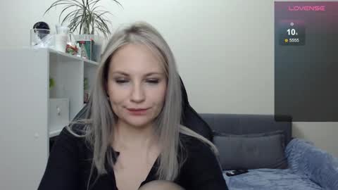 Naomi online show from January 28, 7:00 pm