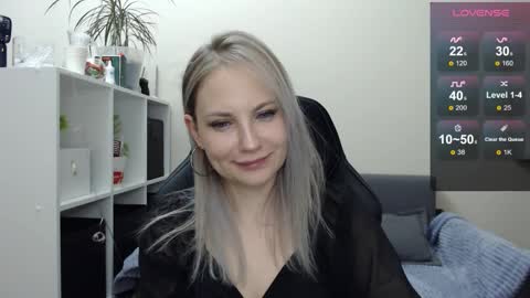 Naomi online show from January 30, 10:30 pm