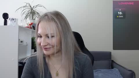 Naomi online show from March 3, 6:15 am