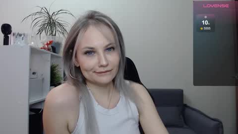 Naomi online show from March 5, 6:23 am