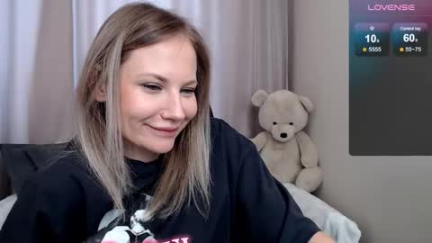 Naomi online show from March 2, 5:08 am