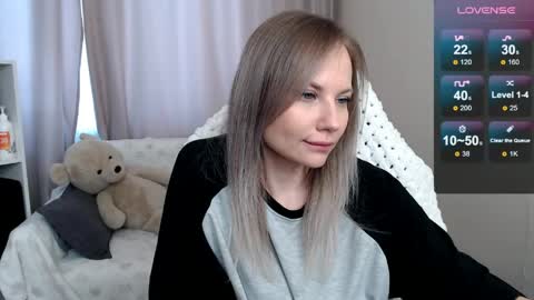 Naomi online show from April 13, 2:39 am