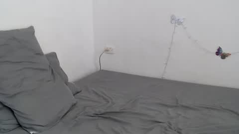 sunny_couple27 online show from July 15, 5:07 pm