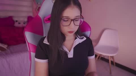 SUNNY online show from December 18, 1:55 am