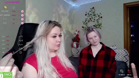 Snapshot of sunny_mood chatting on December 28, 8:48 am sunny mood online show from December 28, 8:48 am