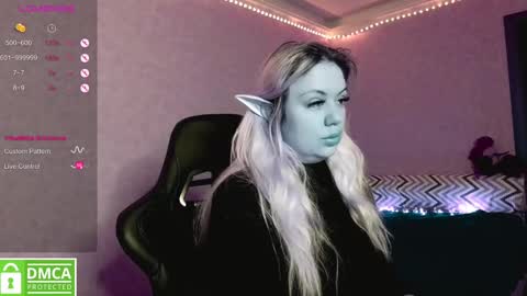 Snapshot of sunny_mood chatting on February 27, 4:09 am sunny mood online show from February 27, 4:09 am