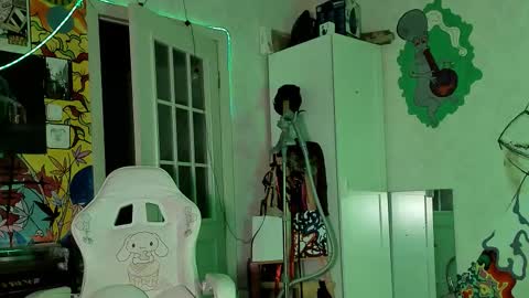 Sunny online show from September 25, 7:39 pm