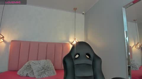  S U N N Y online show from September 27, 12:32 pm