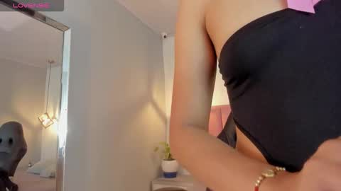  S U N N Y online show from October 30, 12:50 pm