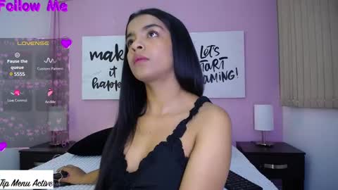  Sunny  online show from December 19, 8:23 pm