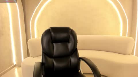 Sunny Rivers online show from November 14, 10:58 am