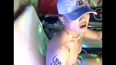 Snapshot of sunnytoplove6969 chatting on October 3, 7:55 pm sunnytoplove6969 online show from October 3, 7:55 pm