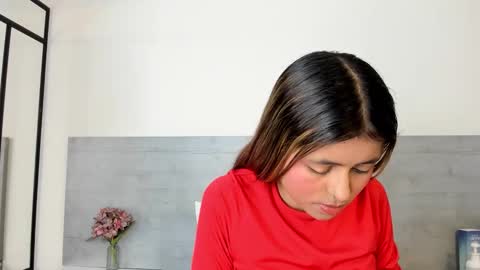 sunnywhitee online show from March 14, 7:08 pm