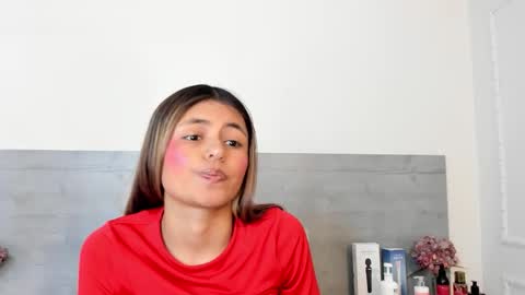 sunnywhitee online show from March 28, 7:24 pm