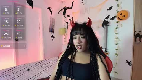    online show from October 8, 2:25 pm