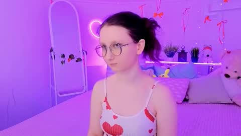 Snapshot of sunshine_blaze chatting on February 6, 5:34 am Alice online show from February 6, 5:34 am