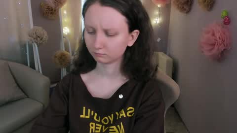 Alice online show from April 7, 5:30 am