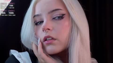 Snapshot of sunshinegirlx chatting on September 25, 3:10 am Alice online show from September 25, 3:10 am