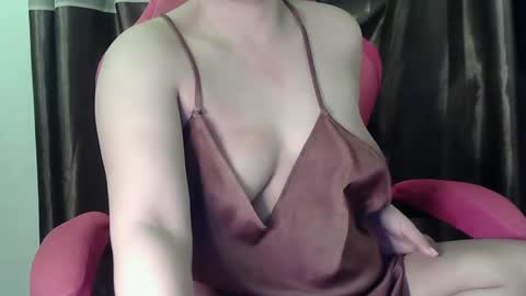 Snapshot of superb_ass25 chatting on January 4, 6:40 pm KIMZY online show from January 4, 6:40 pm