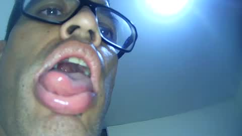 Snapshot of superboy977 chatting on July 14, 3:55 am superboy977 online show from July 14, 3:55 am
