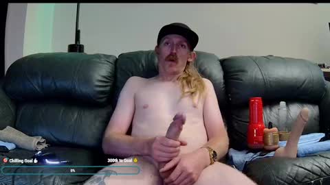 Snapshot of superduty5speed chatting on May 27, 3:25 am Thomas online show from May 27, 3:25 am