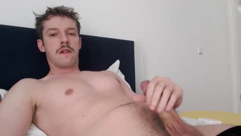 Snapshot of superkleber2 chatting on October 11, 9:52 am superkleber2 online show from October 11, 9:52 am