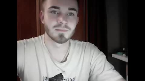 Snapshot of supermanqsky chatting on December 12, 2:11 pm SupermanQSky online show from December 12, 2:11 pm